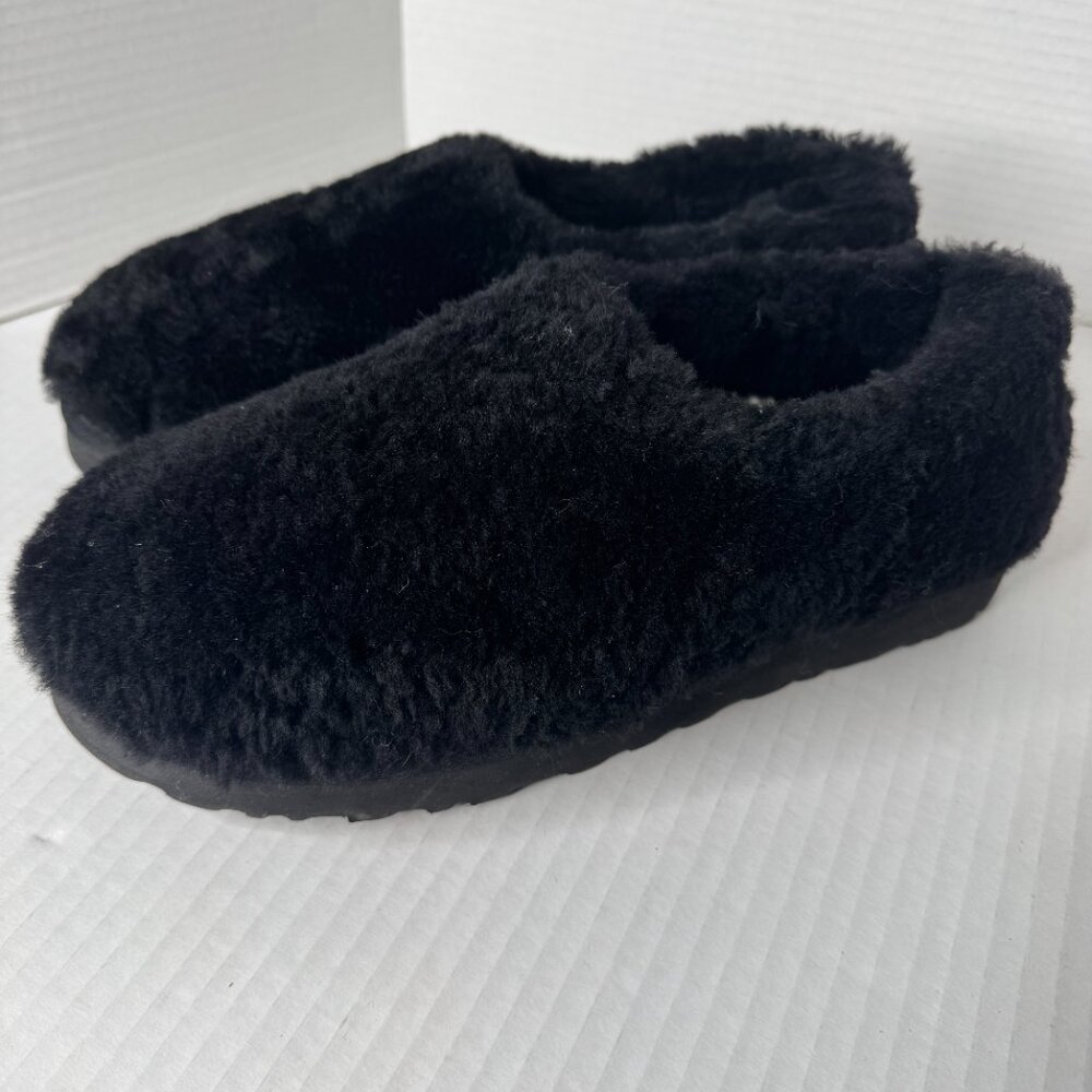 UGG Classic Slippers